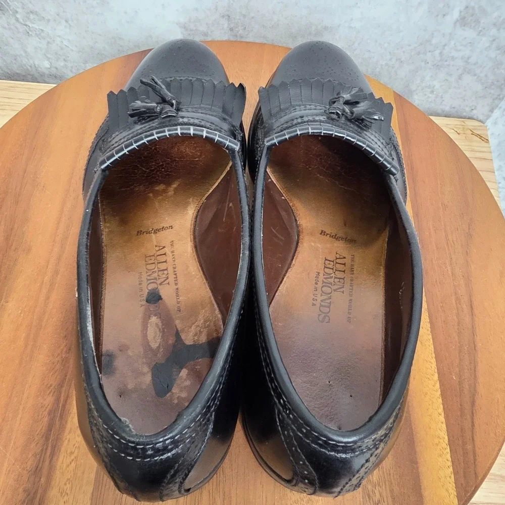 Allen Edmonds Bridgeton Loafers Mens 11 C Black Leather Brogue Kiltie Tassel USA